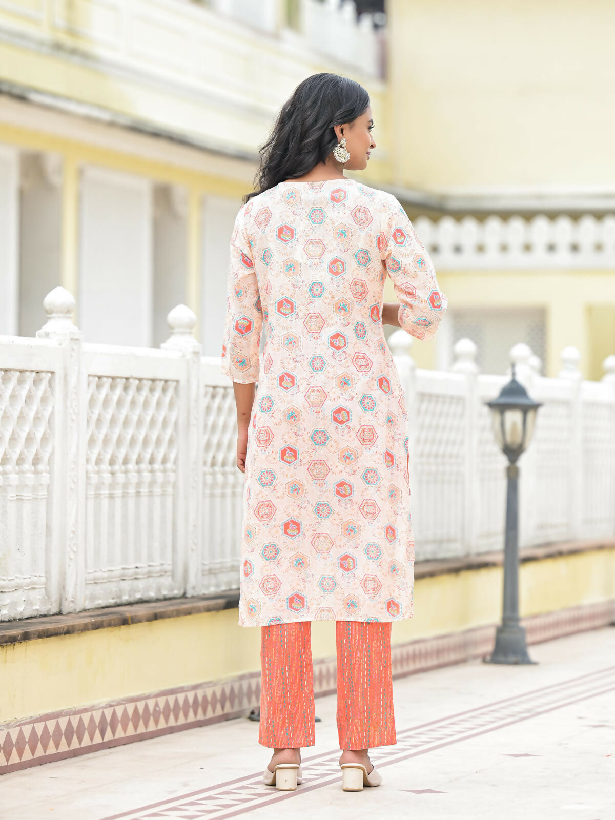 Juniper Women's Peach Floral Printed Cotton Kurta Pant With Dupatta Set With Sequins & Thread Work