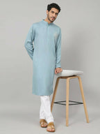 Cotton Kurta With Single Motif Embroidery by Hilo Design