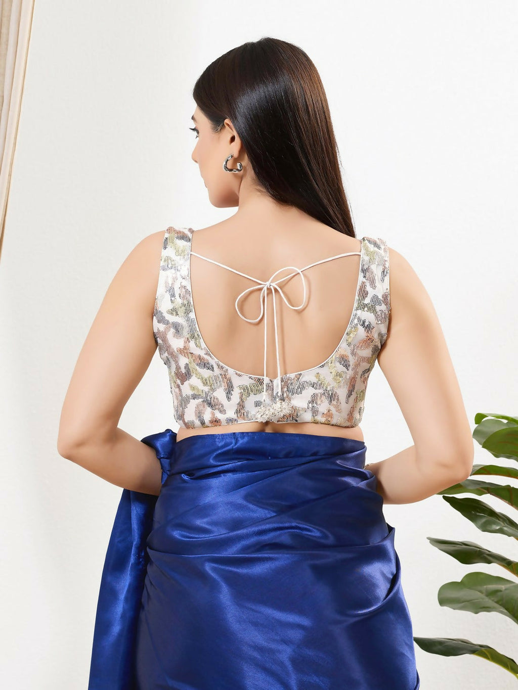 Joban Fashion White Silk Padded Blouse With Sweetheart Neck Sleeveless - Distacart