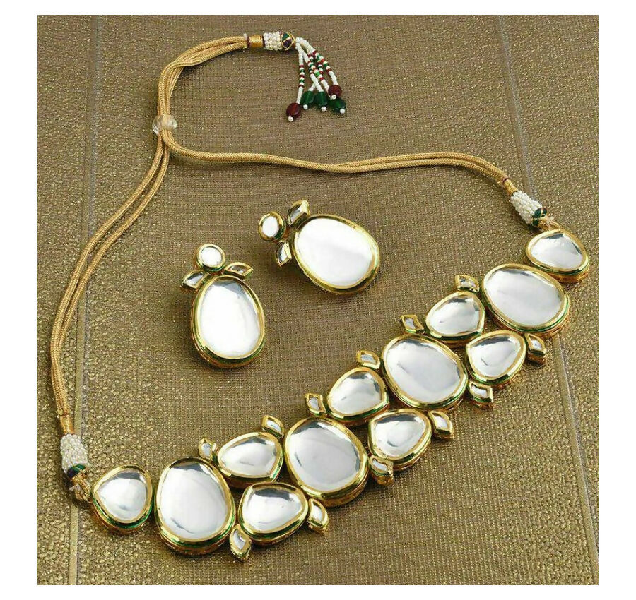 Joban Fashion Hand Made High Quality Gold Plated Base Metal Alloy Kundan Stone Studded Kundan Jewellery Set