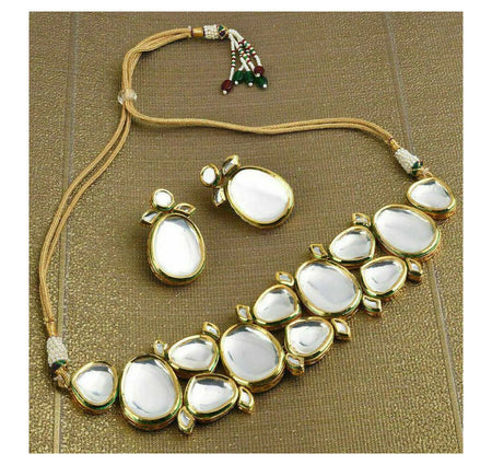 Joban Fashion Hand Made High Quality Gold Plated Base Metal Alloy Kundan Stone Studded Kundan Jewellery Set
