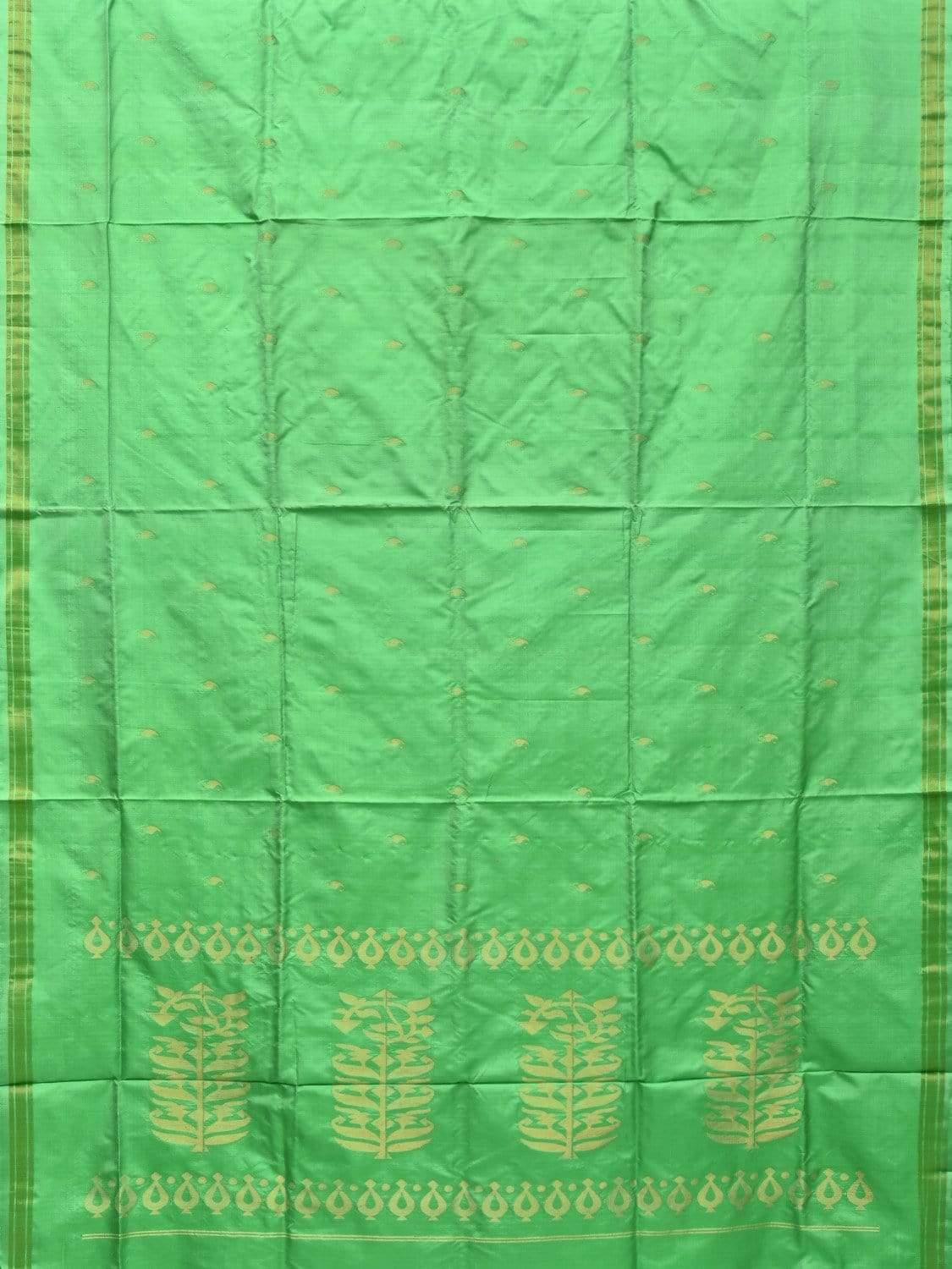 Light Green Uppada Silk Handloom Saree with Karpur Pallu Design - Global Threads