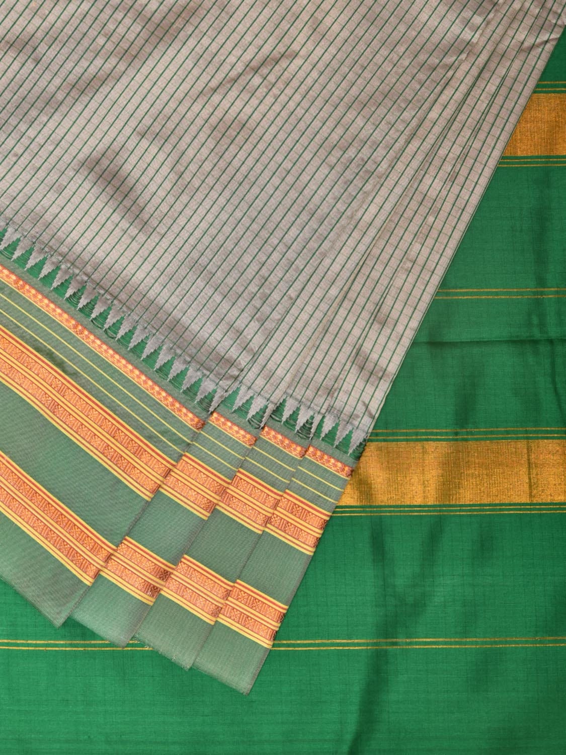 Light Grey and Green Narayanpet Silk Handloom Saree with Checks Design No Blouse - Global Threads