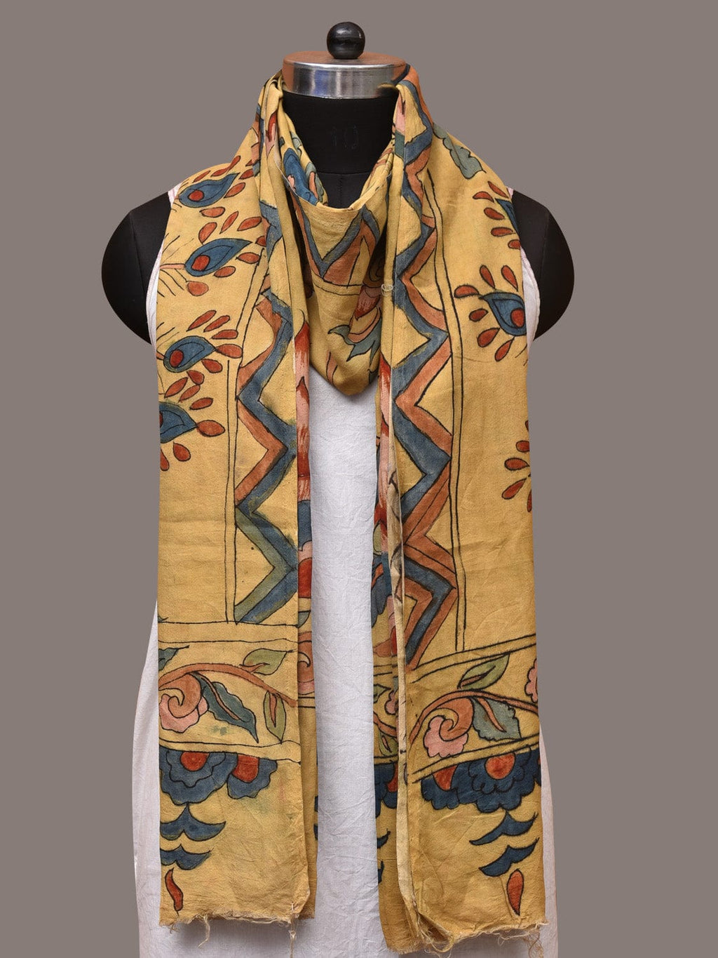 Light Yellow Kalamkari Hand Painted Silk Handloom Dupatta with Floral and Peacocks Design - Global Threads