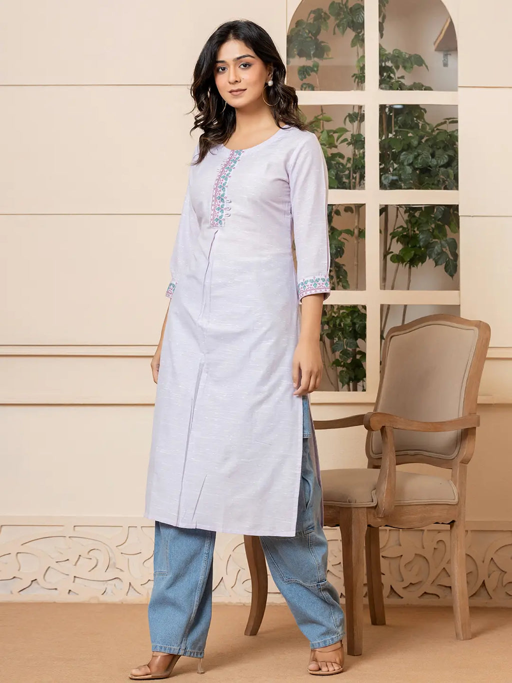 Yufta Linen Lavender Embroidery Straight Kurta