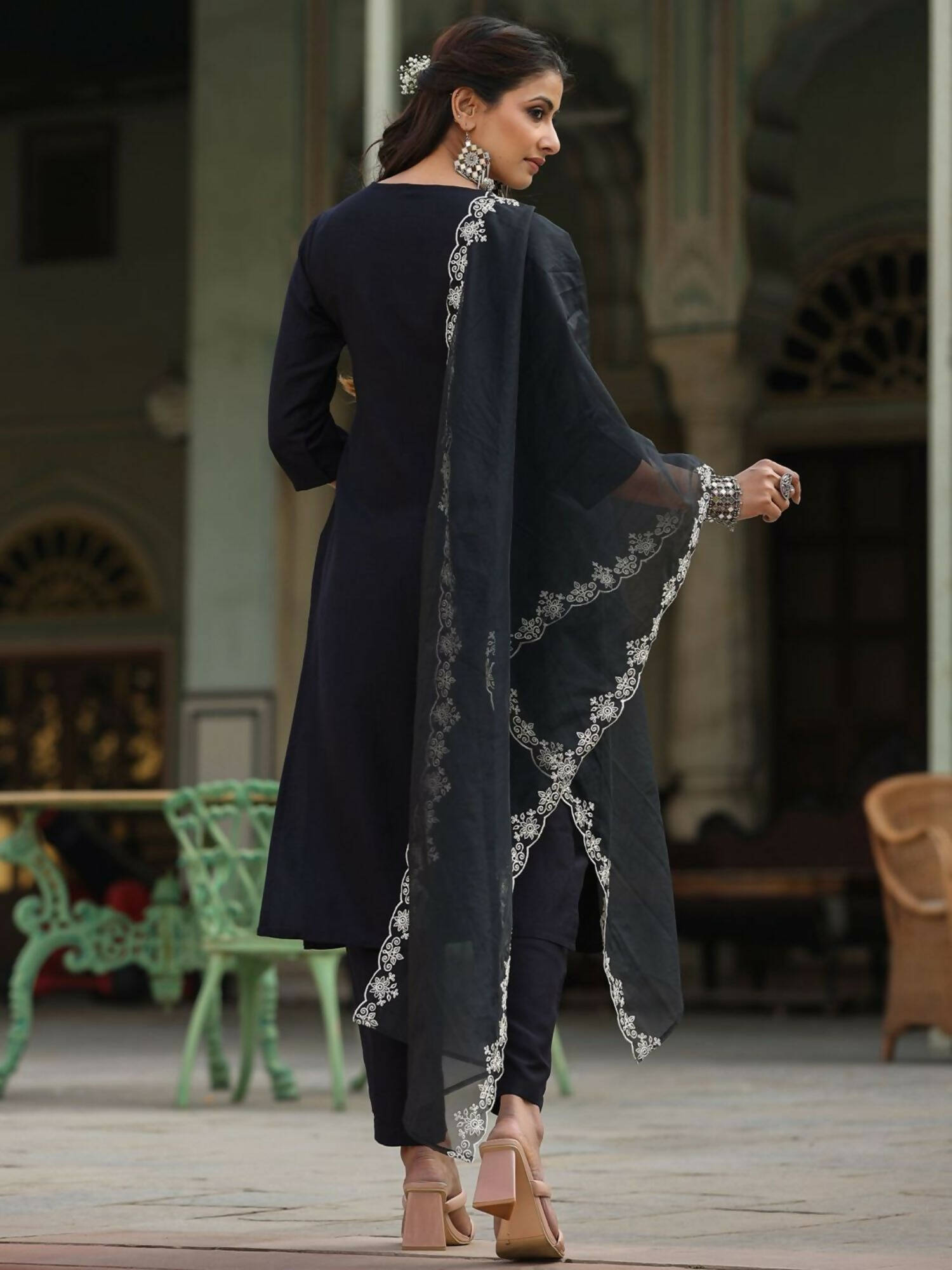 Juniper Women's Black Chinnon Solid Embroidered Kurta Set - Distacart