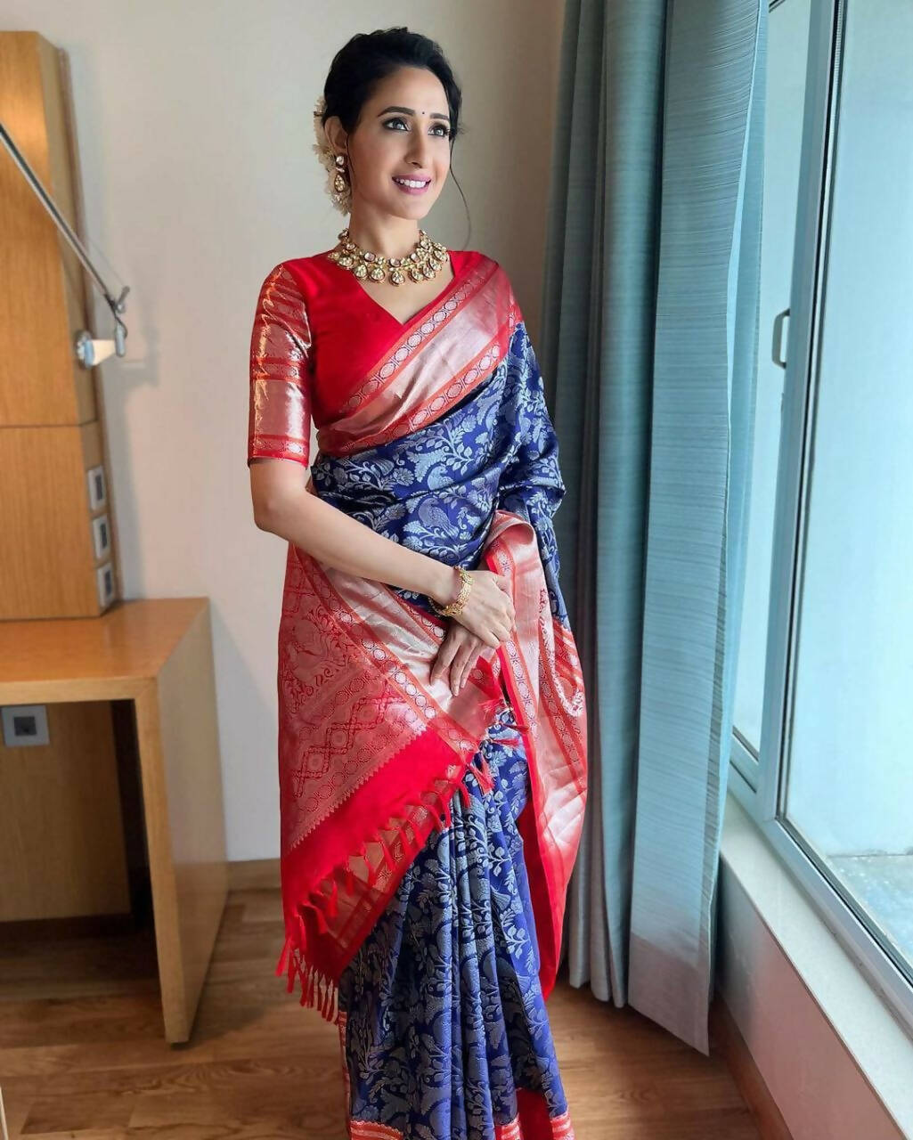 DEIANA'S Beautiful Designer Golden zari Soft Lichi Silk Saree - Blue