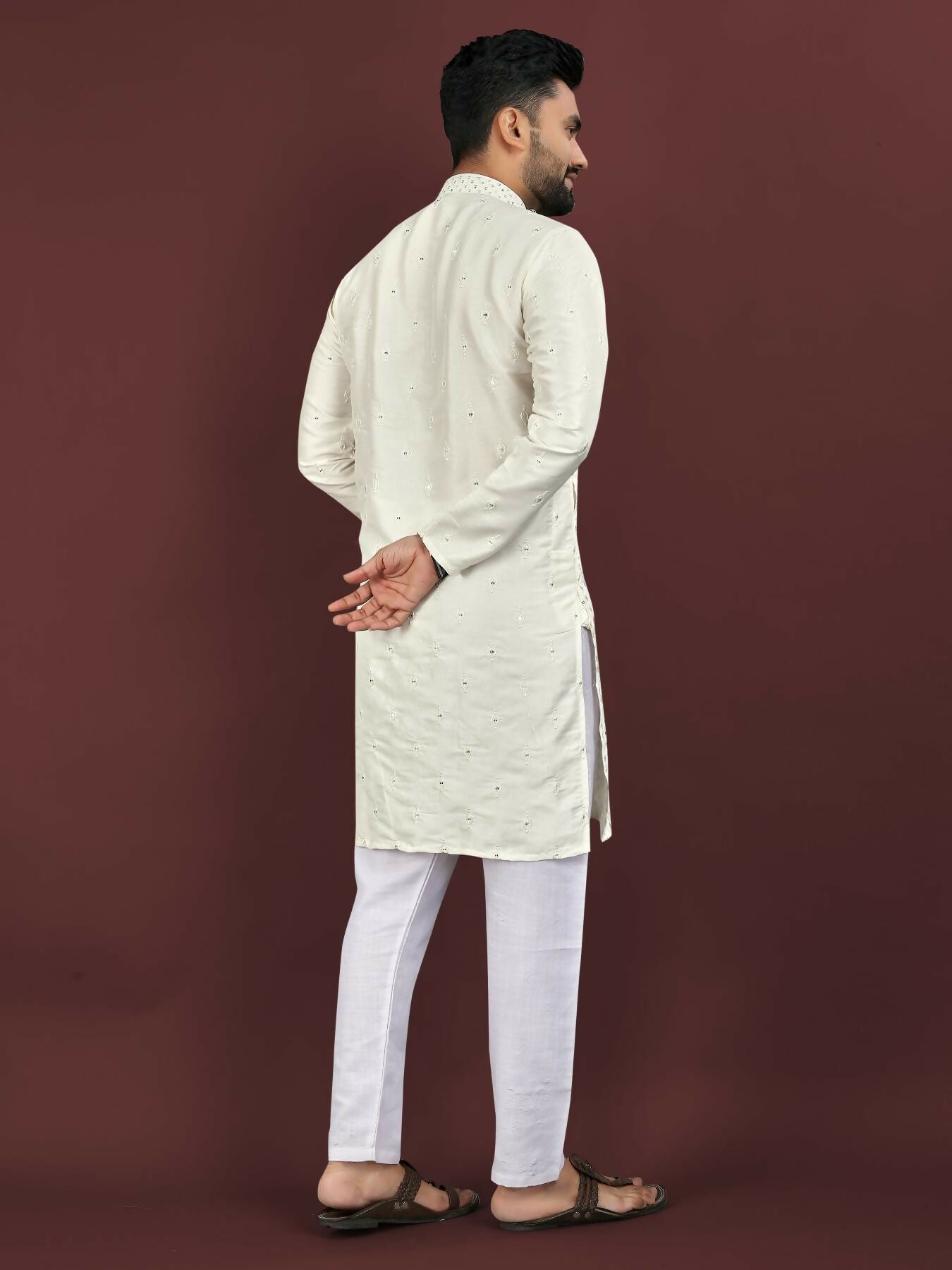 Anaita White Embroidered Silk Straight Kurta