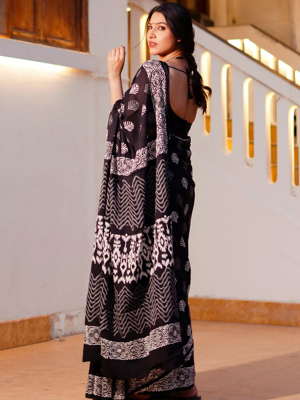 Zibaa Hand-Blocked Pure Mul Cotton Black Saree - Distacart