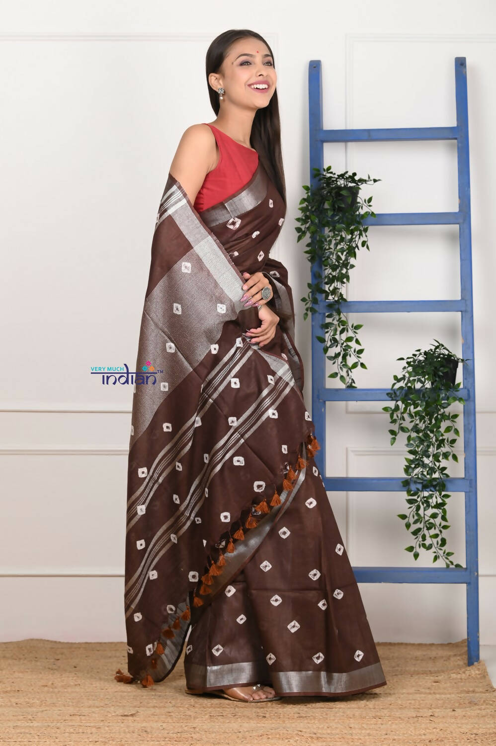 Very Much Indian Handmade Tie And Dye Cotton Saree By Women Weavers - Brown - Distacart