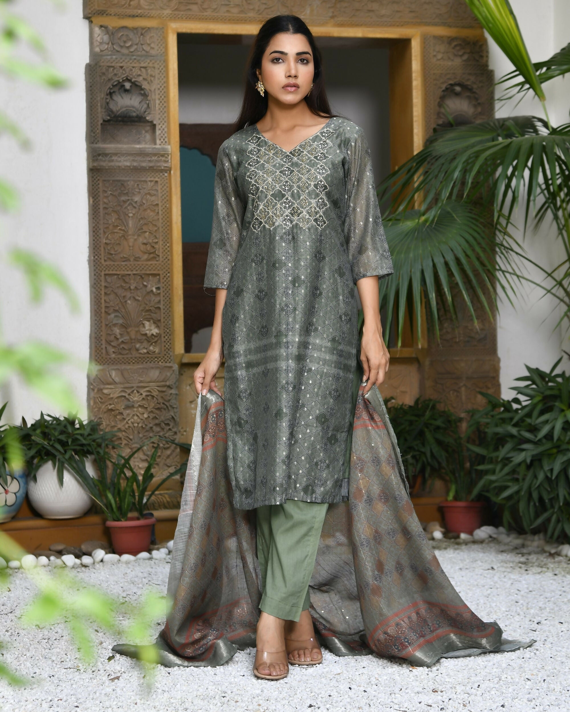 Vaasva Women's Chanderi Printed Suit Set With Pant And Printed Dupatta