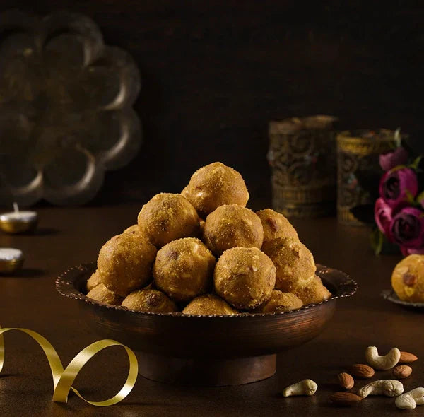 Meethi Besan Laddoo - Distacart