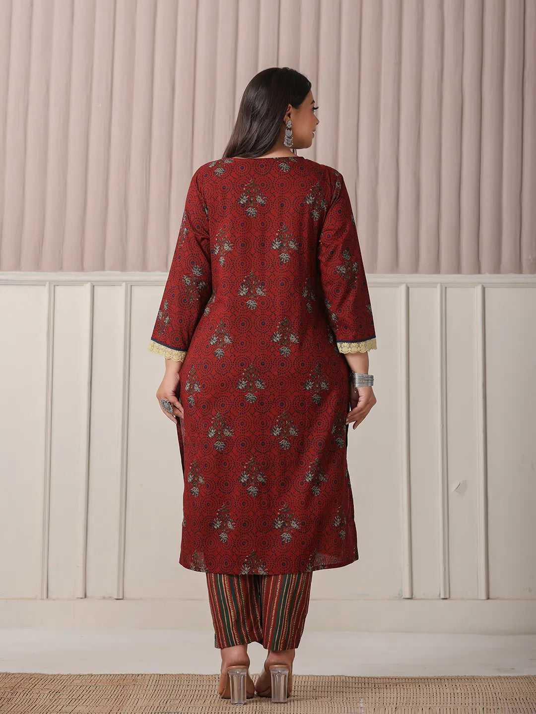 Yufta Maroon Floral Print Patch & Lace Work Plus Size Kurta Set With Pant & Dupatta - Distacart