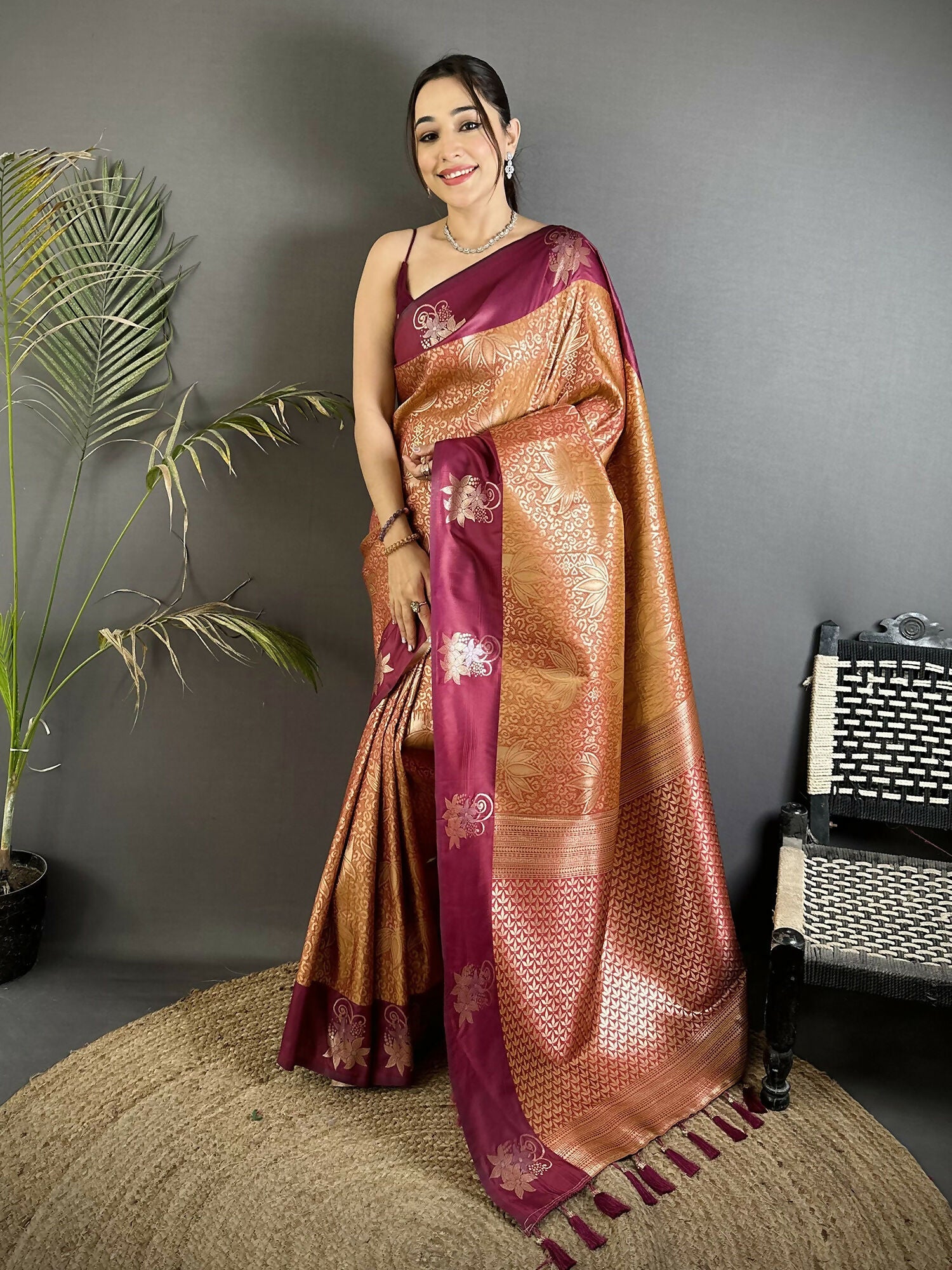 Joban Fashion Wine Intricate Zari Weaving Soft Silk Dharmavaram Saree