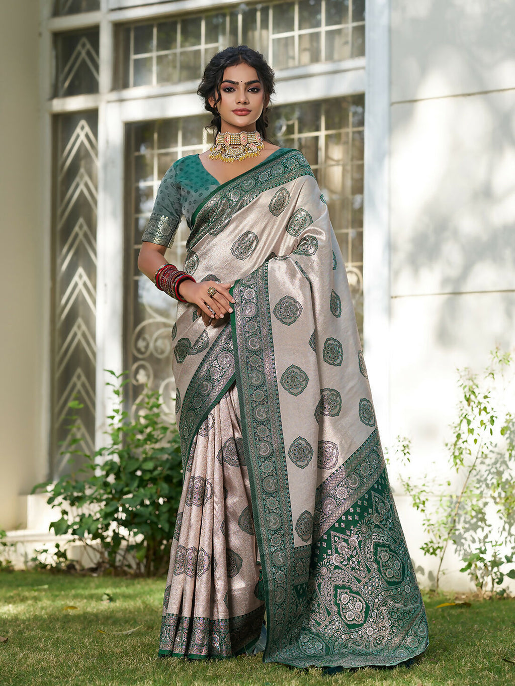 Shree Shyam Fashion Cream With Dark Green Silk Blend Saree - Distacart