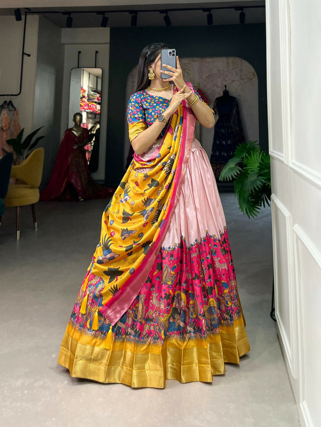 Vastranavya Kalamkari Print With Weaving Border Lehenga with Unstitched Blouse - Pink