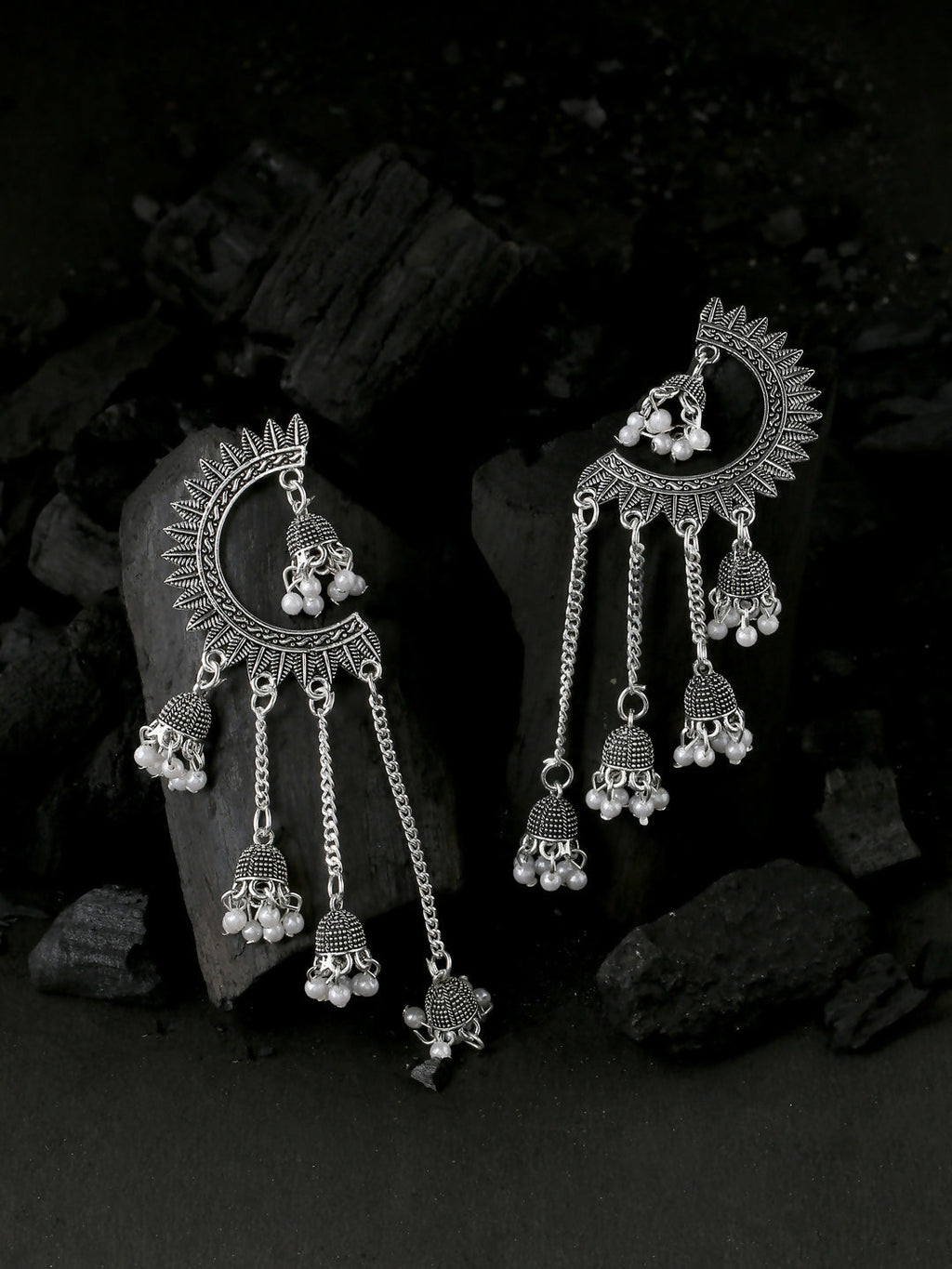NVR Women Rhodium-Plated Kundan Stone-Studded Beaded Jewellery Set