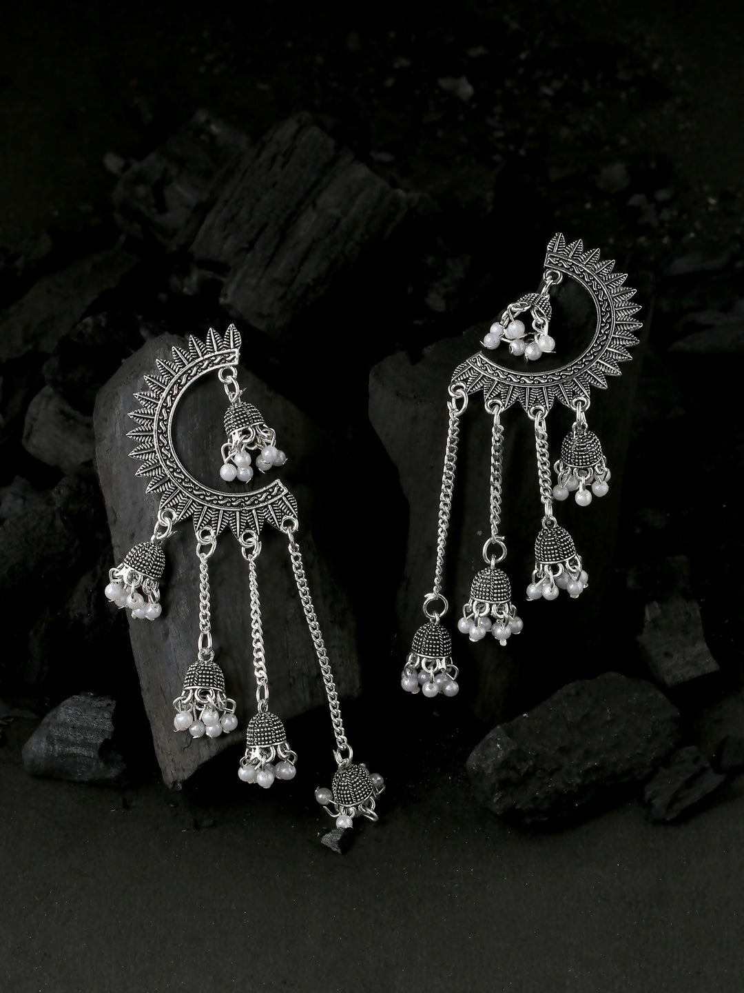 NVR Women Rhodium-Plated Kundan Stone-Studded Beaded Jewellery Set