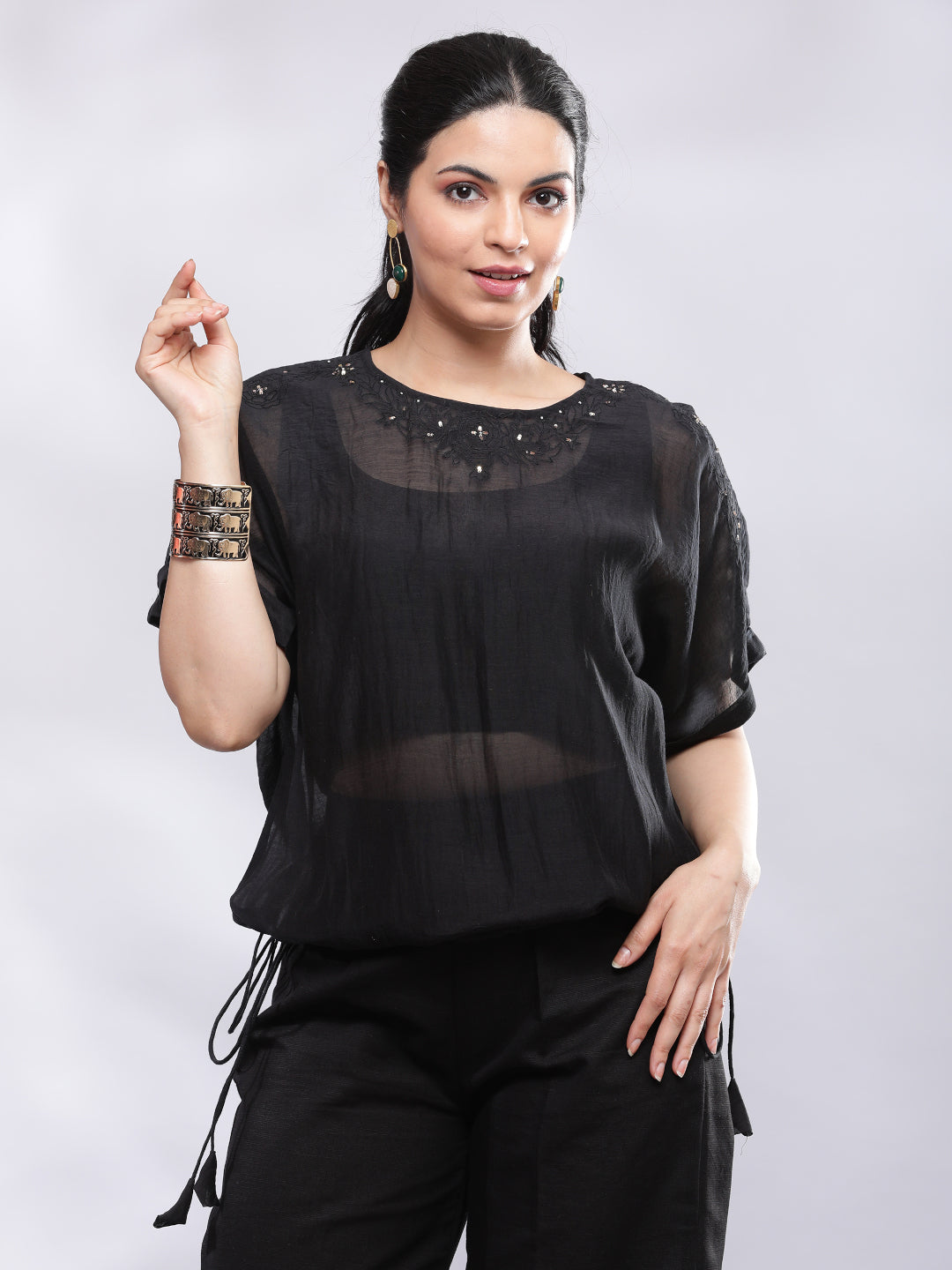 BohoJazz Signature Mul Two Layer Blouson Kimono Top with Motif - Black - Distacart