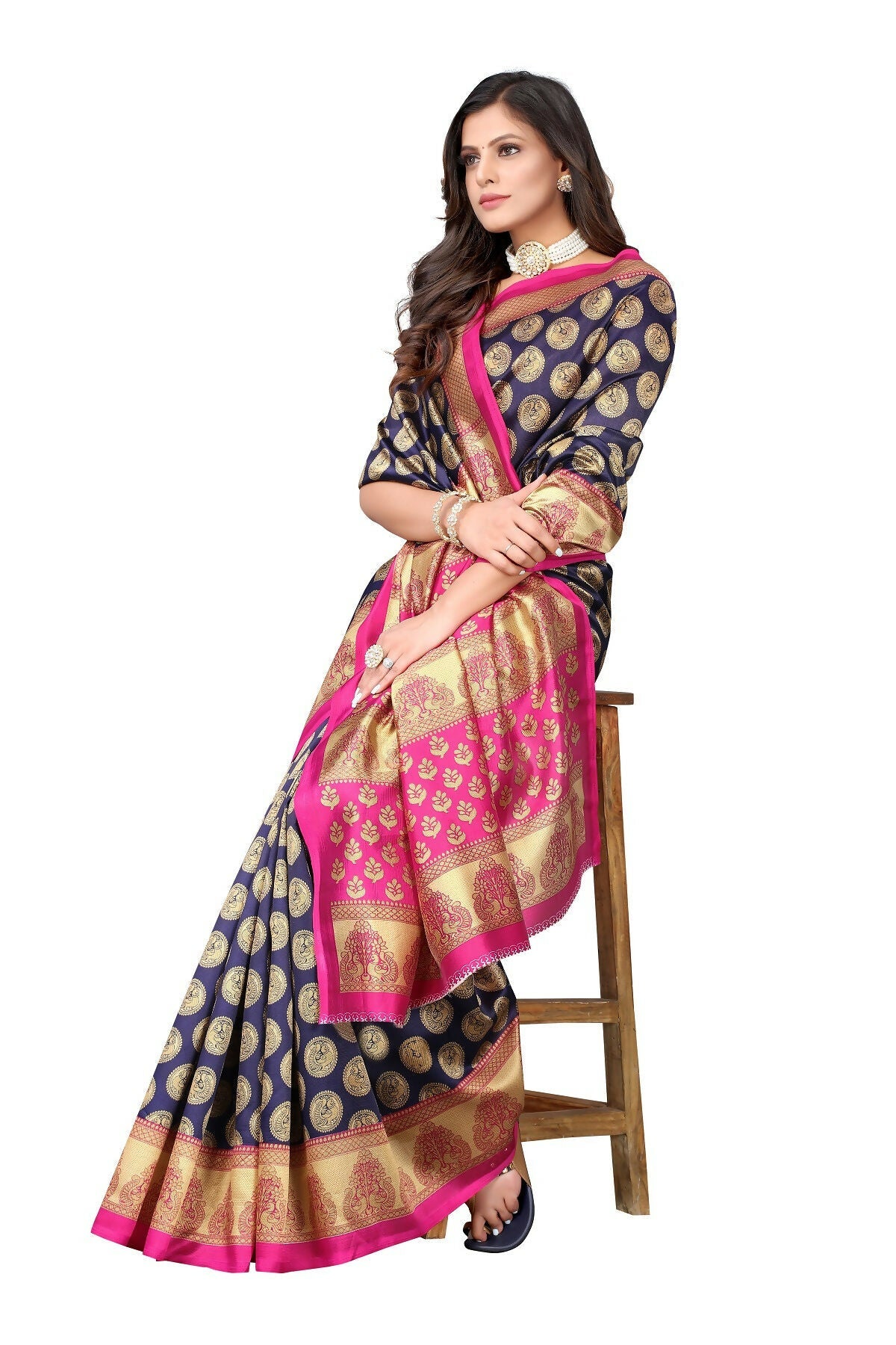 Vamika navy Printed Art Silk Saree
