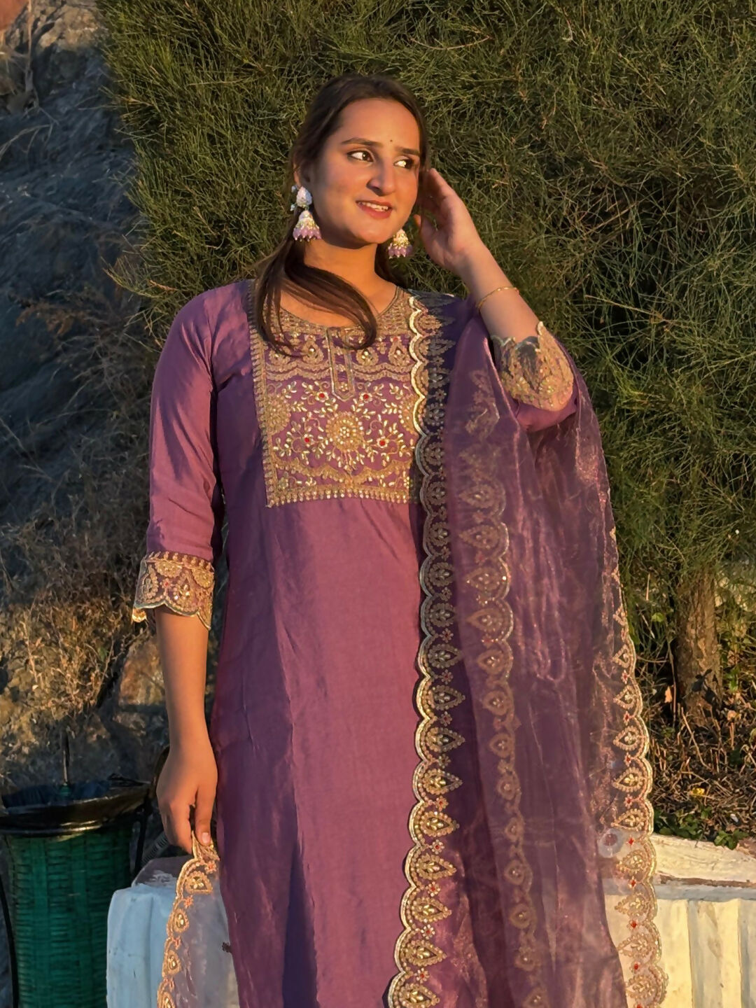Vellora Dusty Mauve Silk Blend Stylish Embroidered Salwar Suit