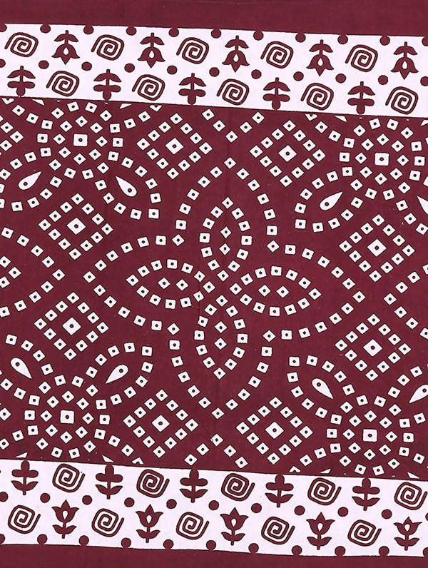 Vamika Printed Cotton White & Red Bedsheet With Pillow Covers (LEOC_CHUN_MR)
