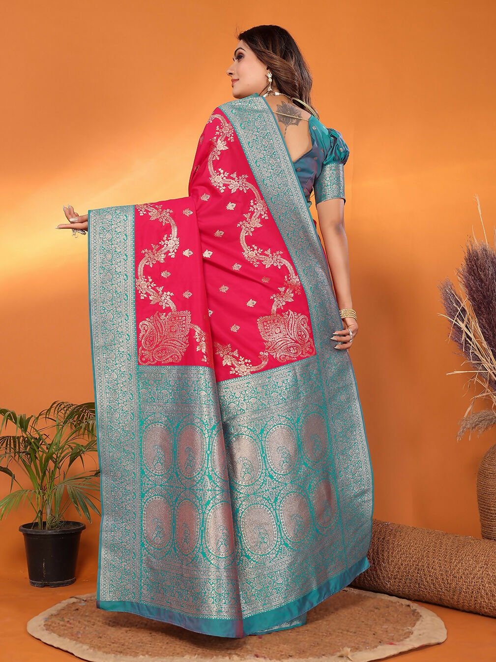 Joban Fashion Banarasi Red Woven Soft Silk Saree - Distacart