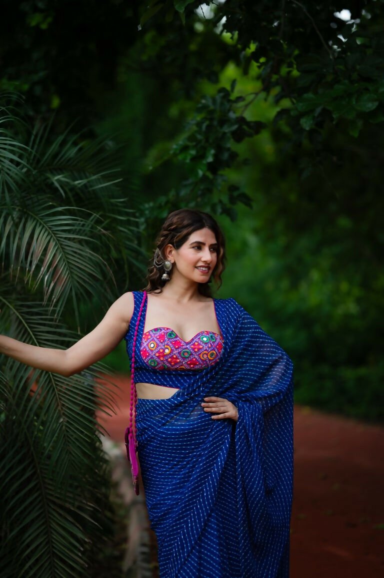 Amodini Designer Studio Women's Blue Chinon Lehriya Sleeveless Blouse