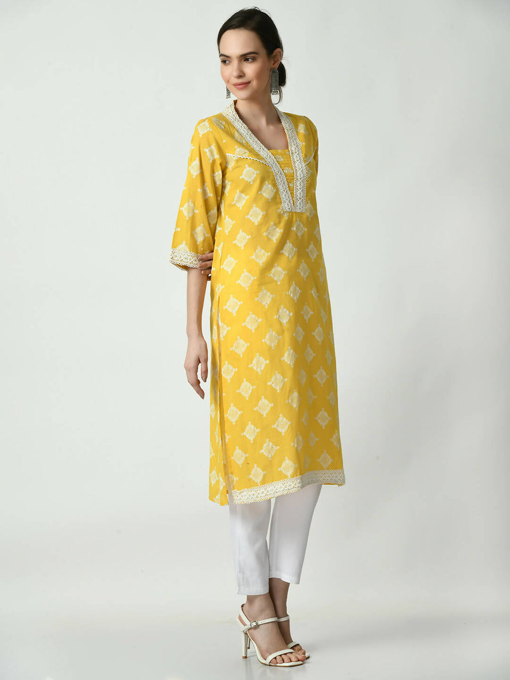 Myshka Women's Yellow Straight Printed Kurta