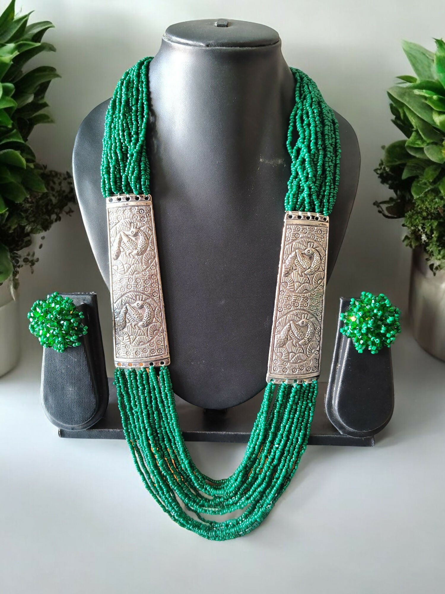 Inhanns Saree Shobha Statement Necklace & Earring Set - Green Neclkace With Earrings
