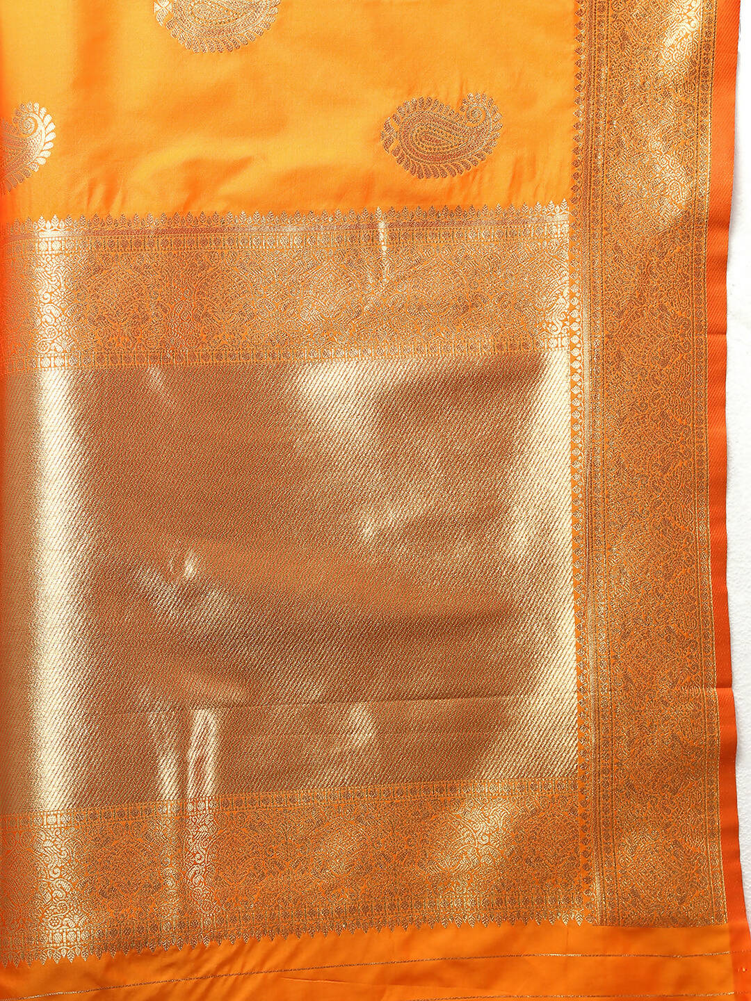 Lorenvalley Fashion Orange Soft Silk Woven Design Gold Zari Weaving Saree