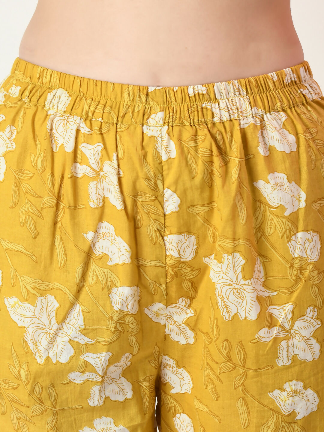 Myshka Women's Yellow Printed Kurta With Trousers