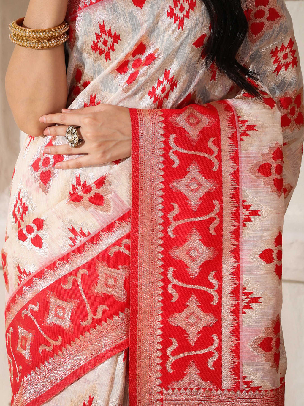 Shree Shyam Fashion Linen Cotton Red & White Saree - Distacart