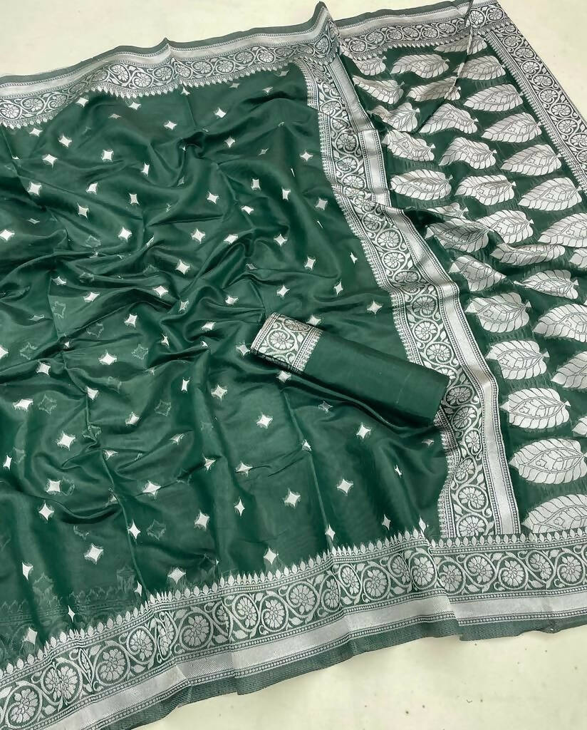 DEIANA'S Beautiful Designer Golden zari Soft Lichi Silk Saree - Green