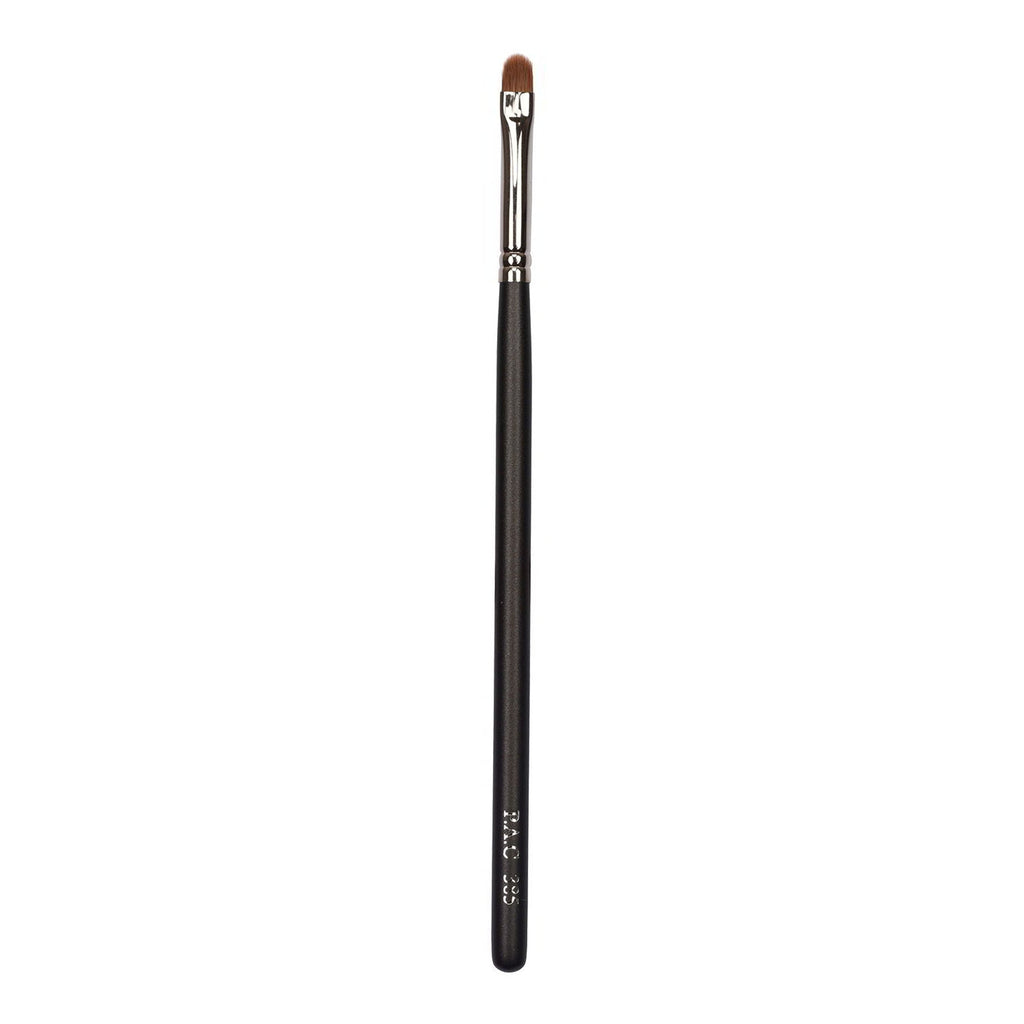 PAC Studio Eyeshadow Brush - 385