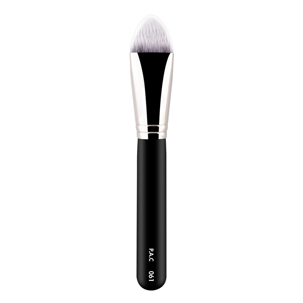PAC Studio Foundation Brush - 061