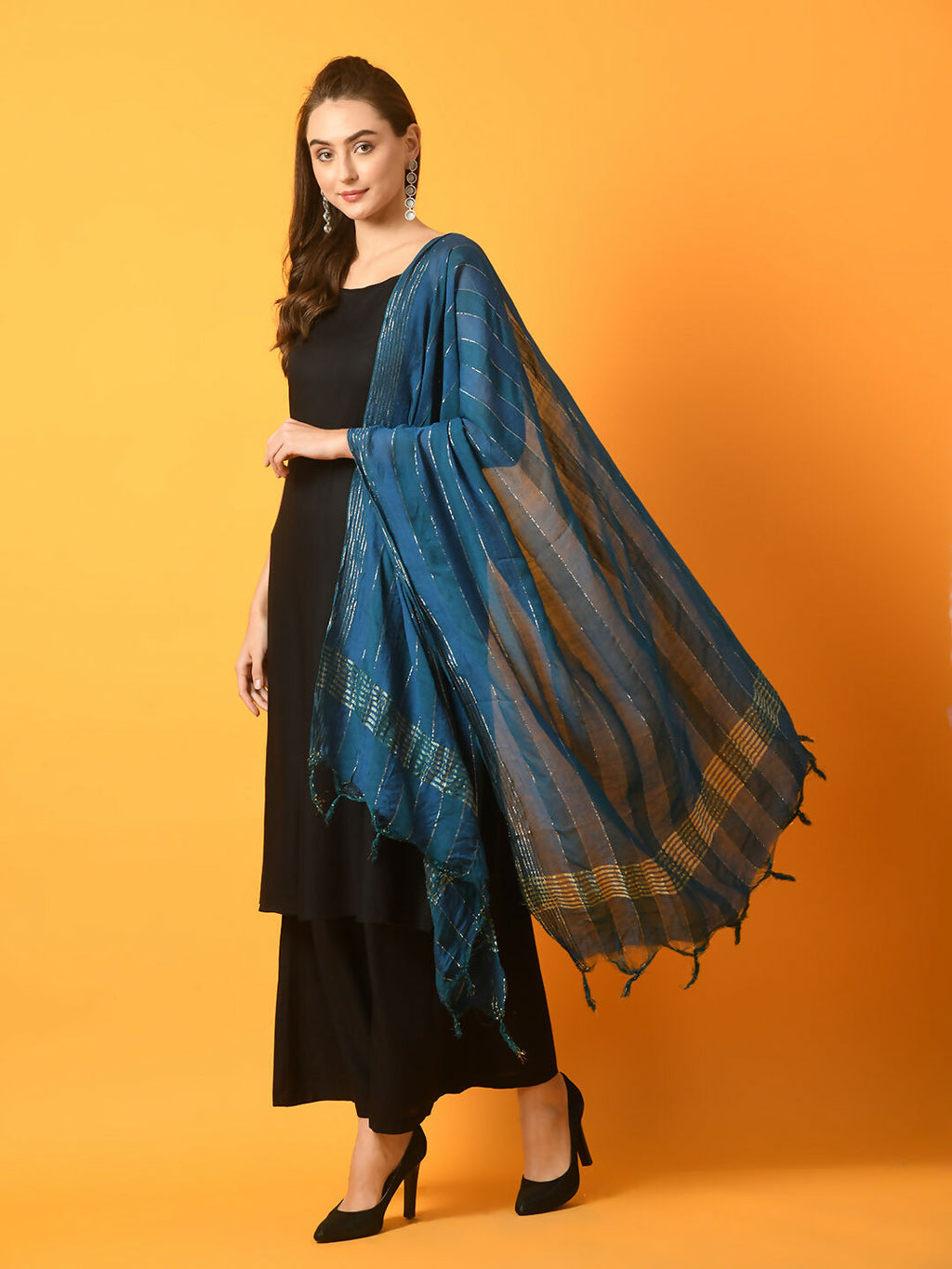 Myshka Women's Black Solid Anarkali Party Kurta Set With Dupatta