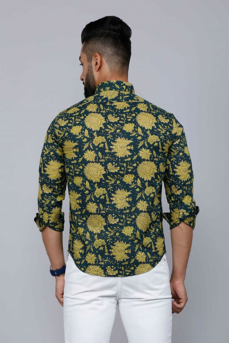 Miravan Men's Cotton Printed Full Sleeve Slim Fit Spread Neck Green Shirt