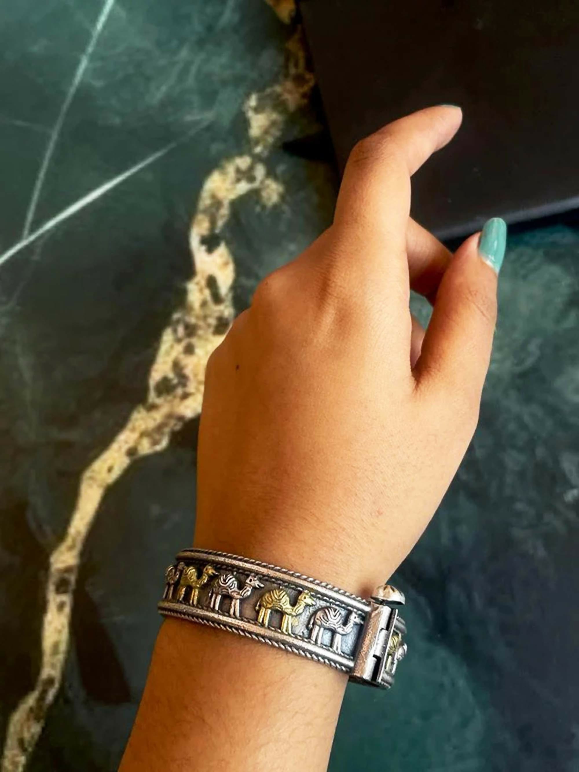 Joban Fashion Silver Brass Dual Tone Openable Kada - Distacart