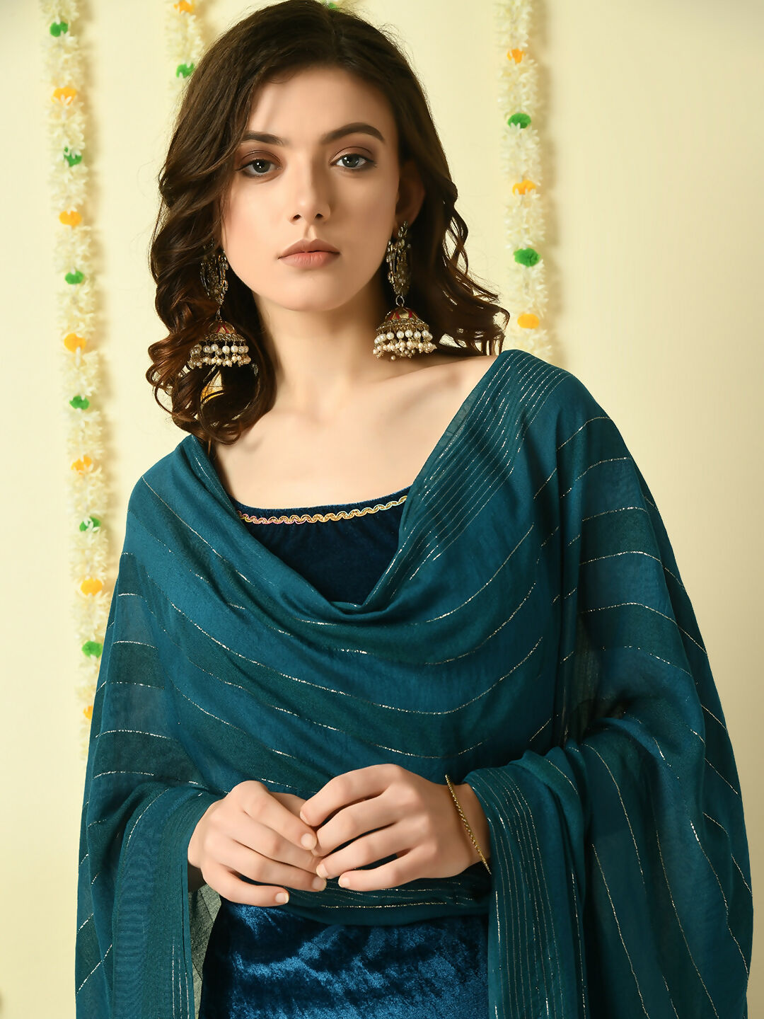 Myshka Women's Teal Velvet Kurti & Sharara With Dupatta Party Sets