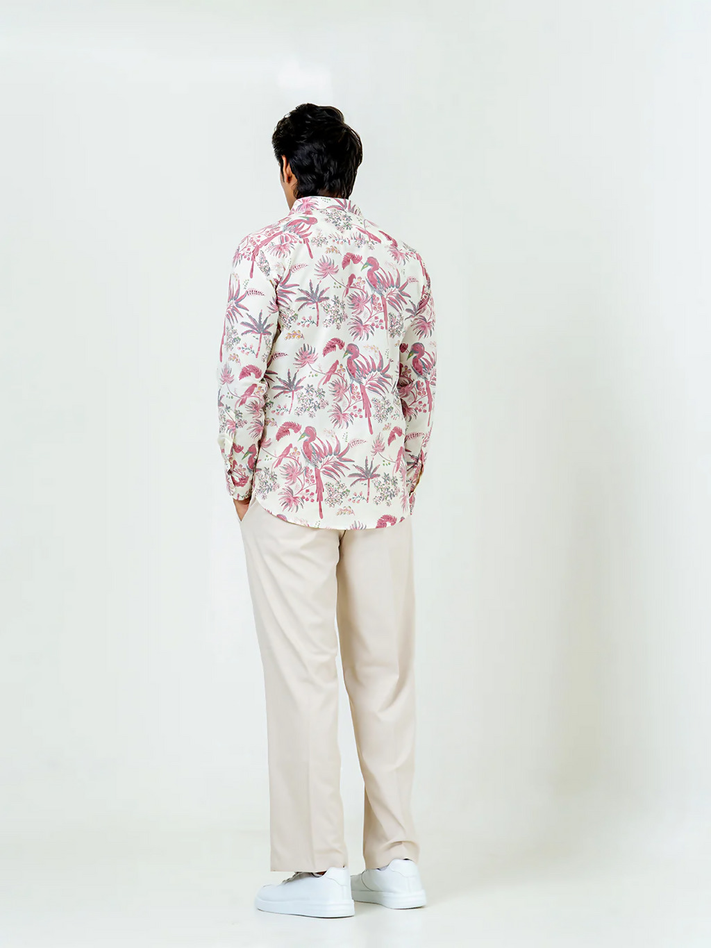 Miravan Men's Pure Cotton Light Pink Bird And Floral Printed Full Sleeve Slim Fit Shirt