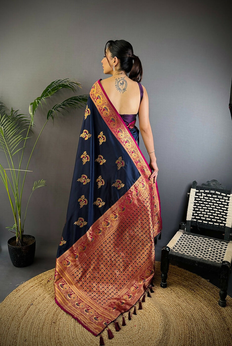 Joban Fashion Banarasi Navy Blue Woven Soft Silk Saree - Distacart