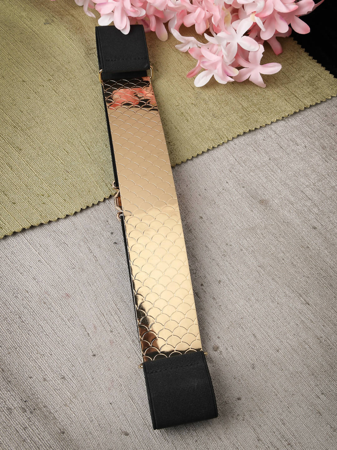 NVR Women Circular Gold-Polished Adjustable Broad Belt