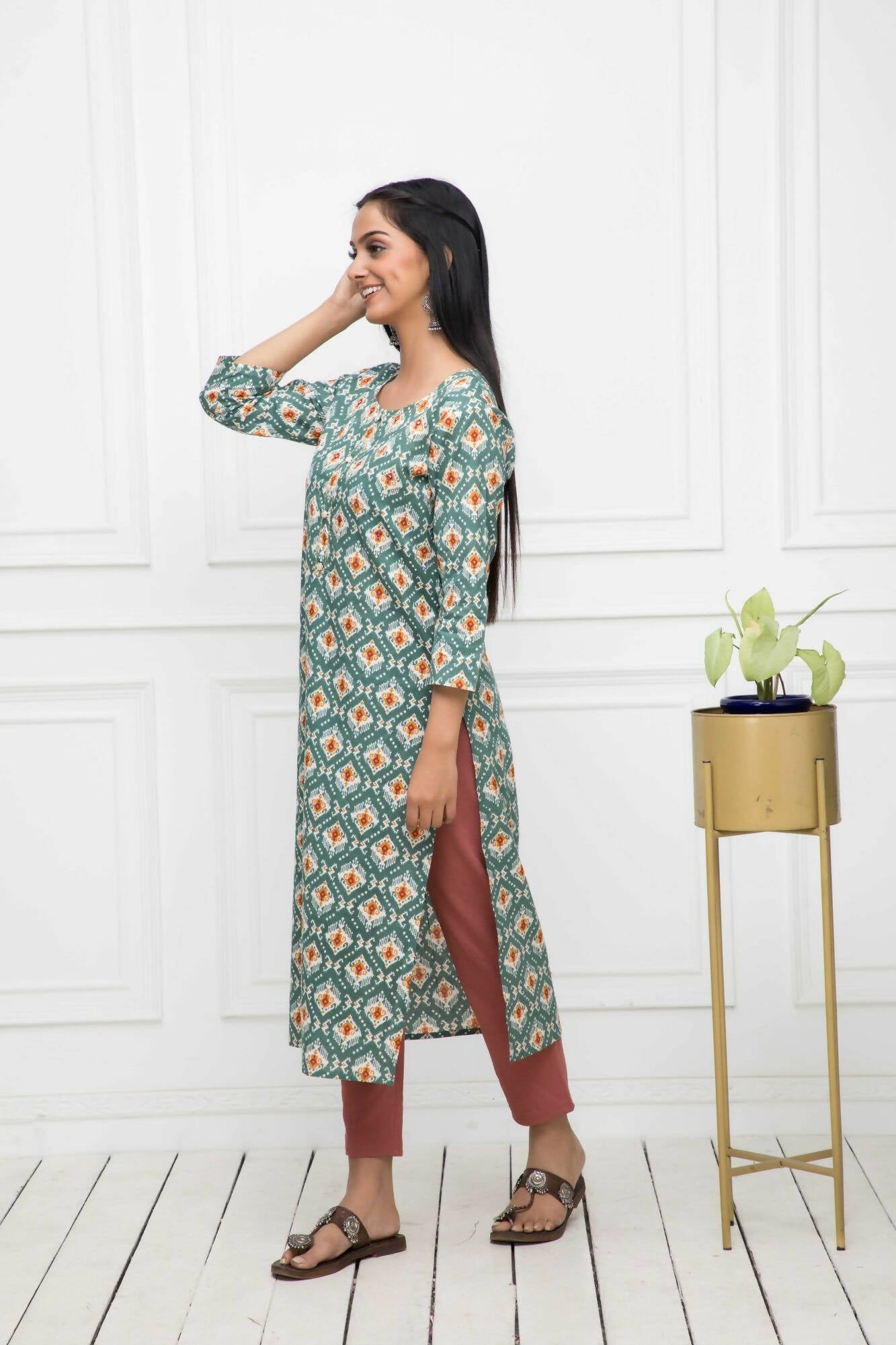 Myshka Multi Floral Cotton Straight Round Neck Women Kurtas - Distacart