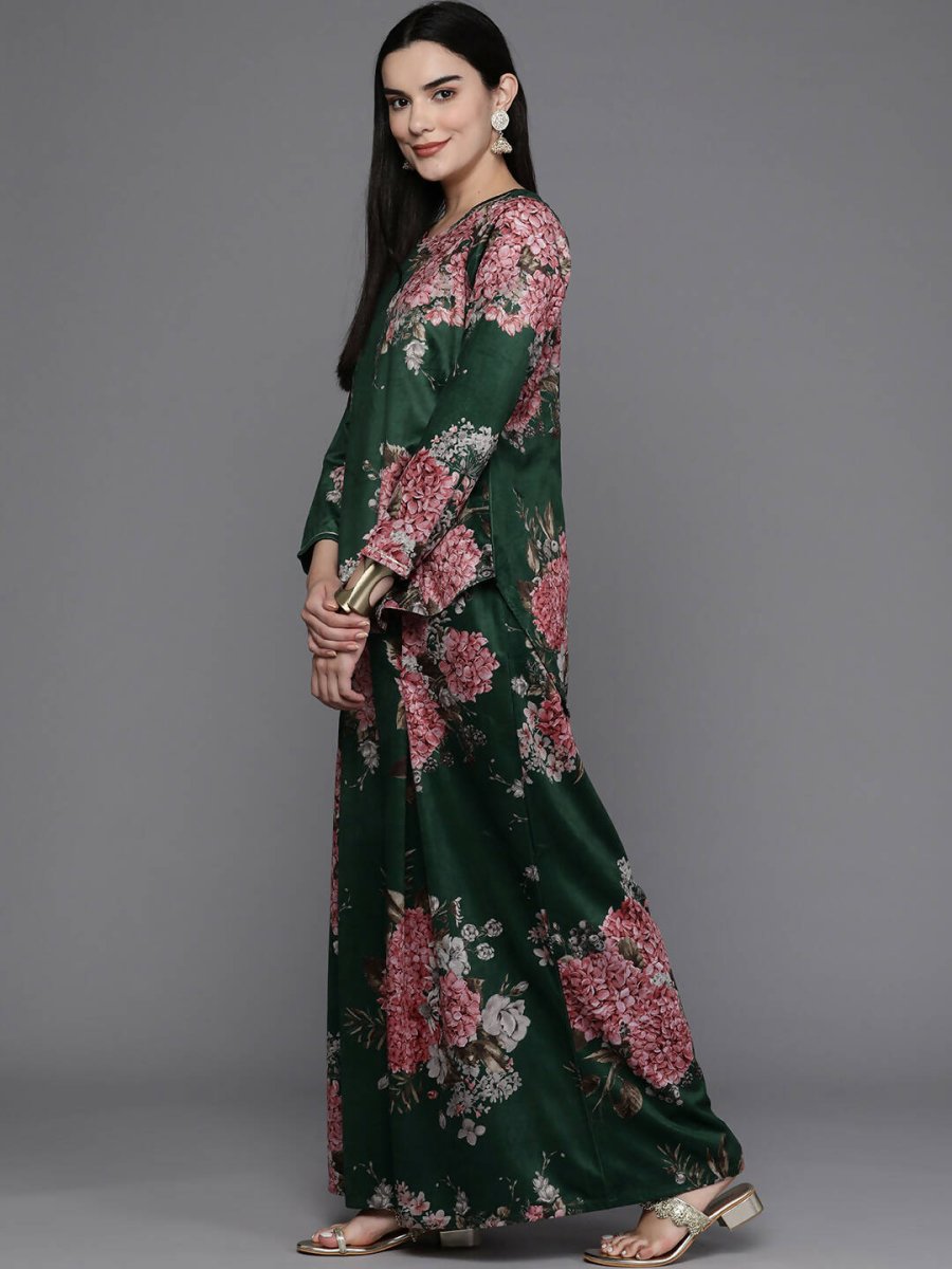 Ahalyaa Women Floral Printed Velvet Tunic with Palazzos - Green Color