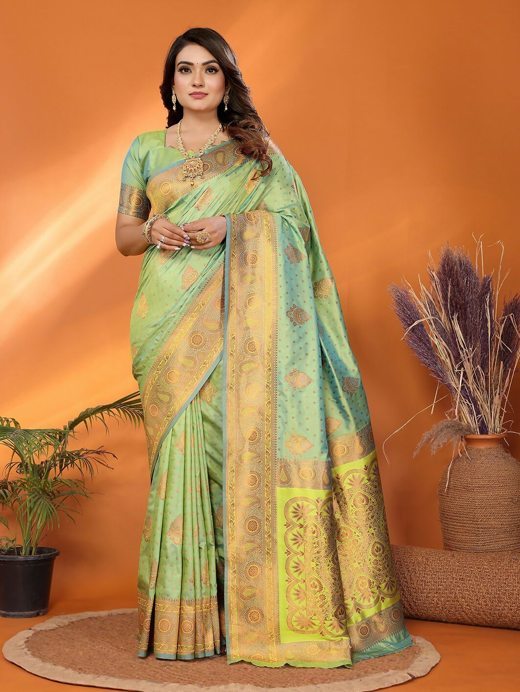 Joban Fashion Banarasi Light Green Woven Soft Silk Saree - Distacart