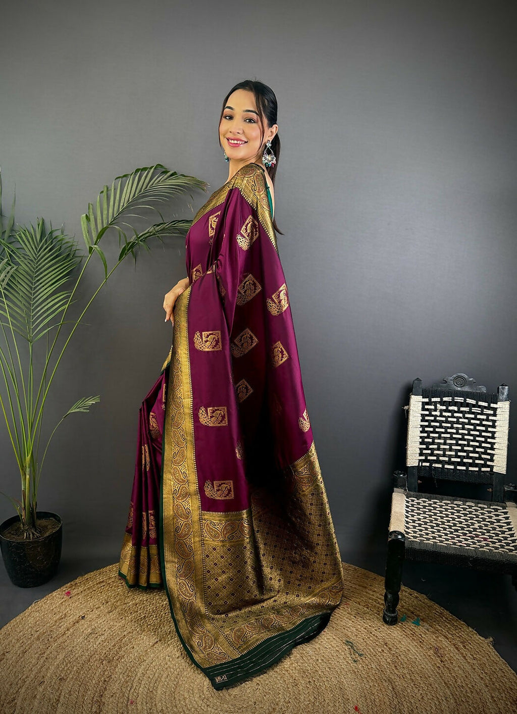 Joban Fashion Black Peacock Banarasi Silk Sarees