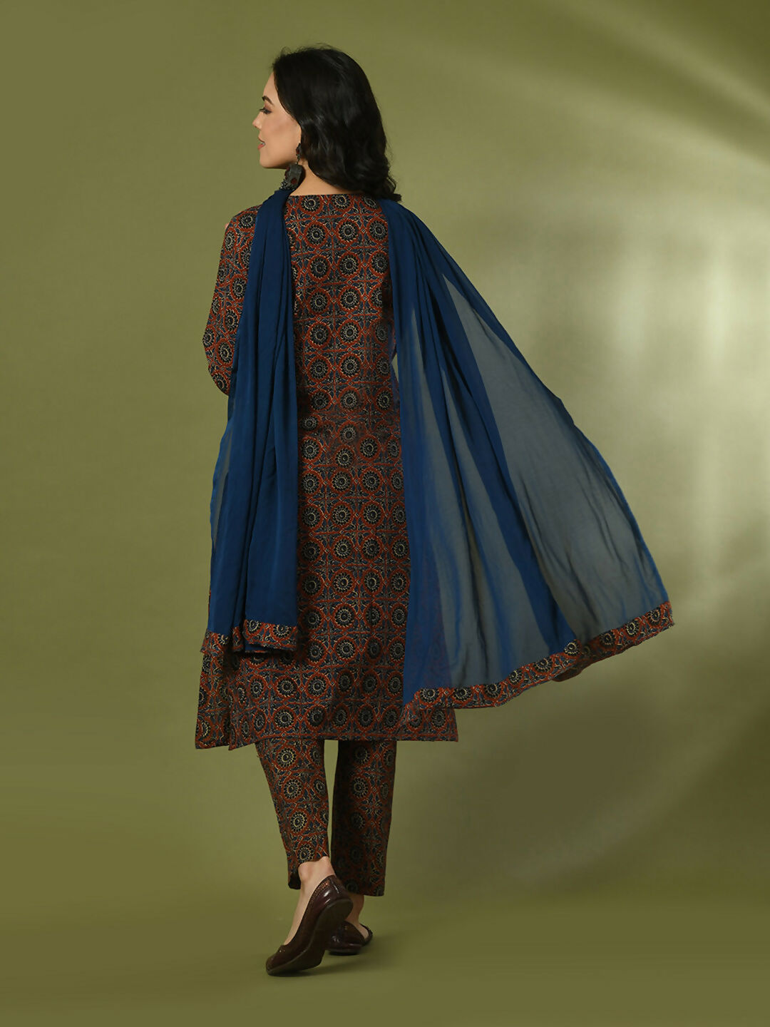 Myshka Women's Multi Printed Cotton Straight Party Kurta Set