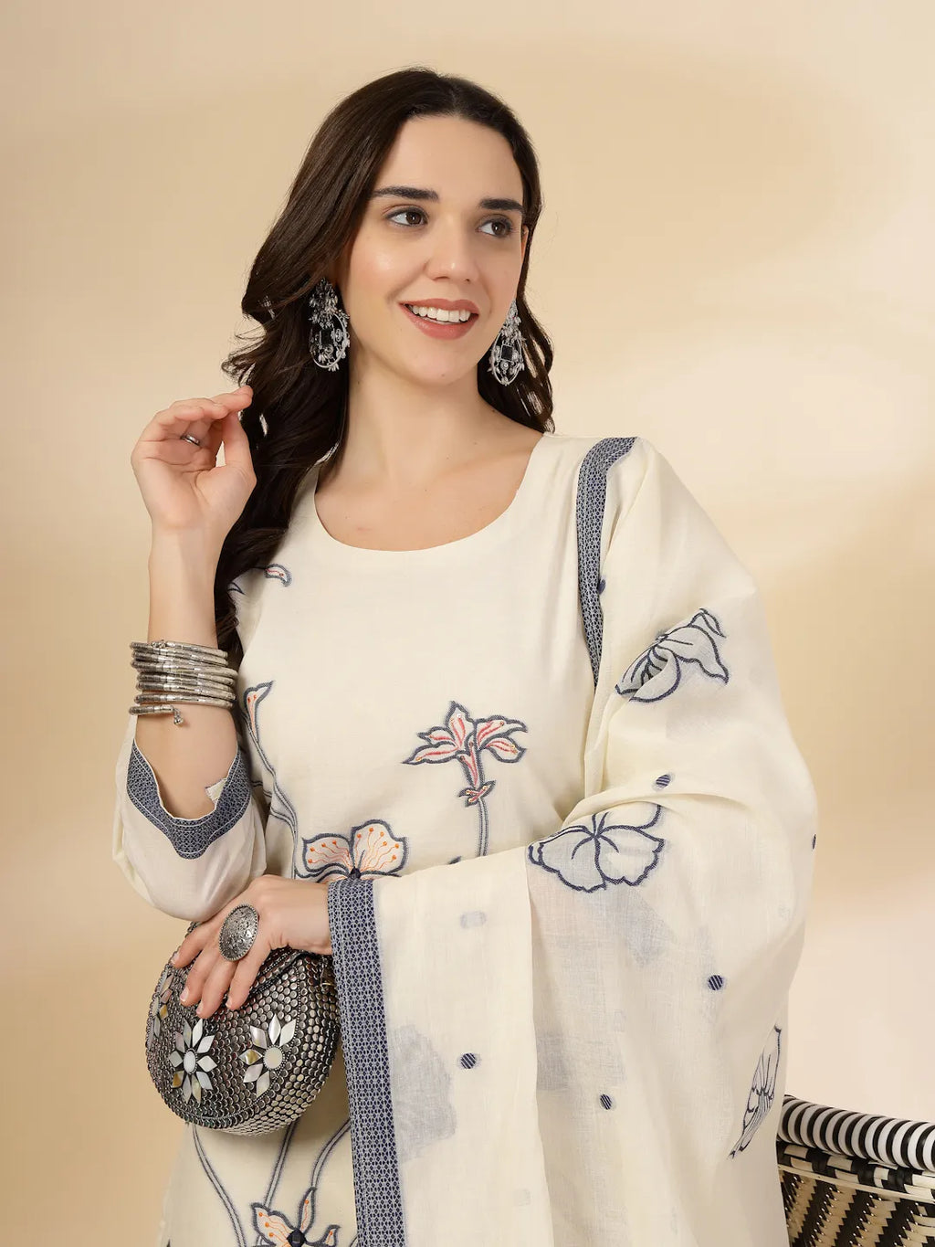 Yufta Off White Handloom Cotton Jacquard Kurta Set With Pant & Dupatta - Distacart