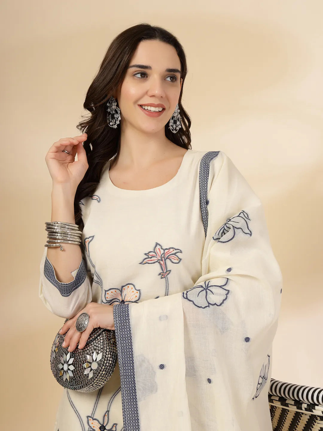 Yufta Off White Handloom Cotton Jacquard Kurta Set With Pant & Dupatta - Distacart